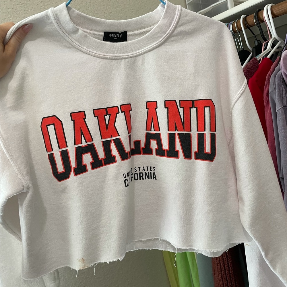 forever 21 cropped sweatshirt